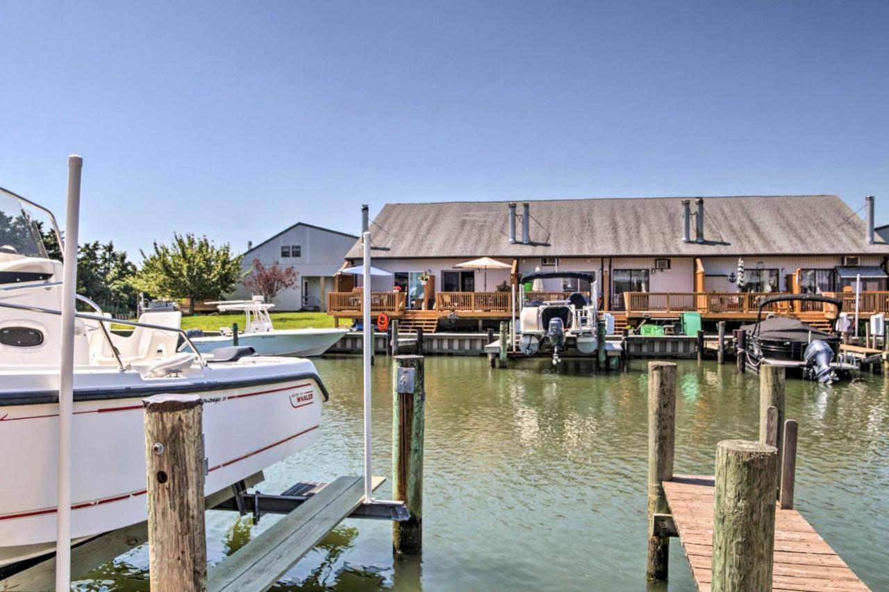 Airy Ocean City Condo On Canal Front With Deck! Extérieur photo
